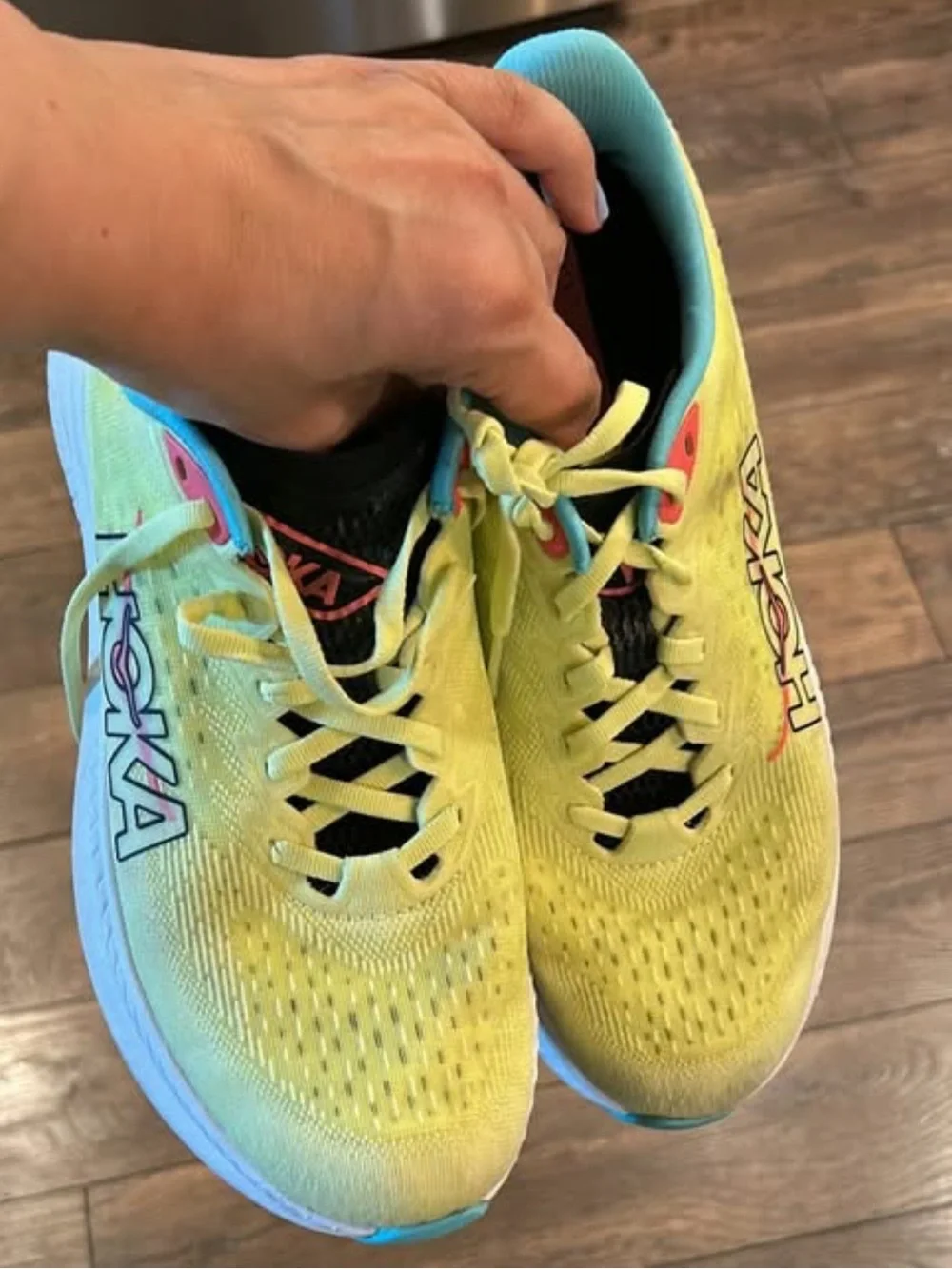 HOKA Mach 6 